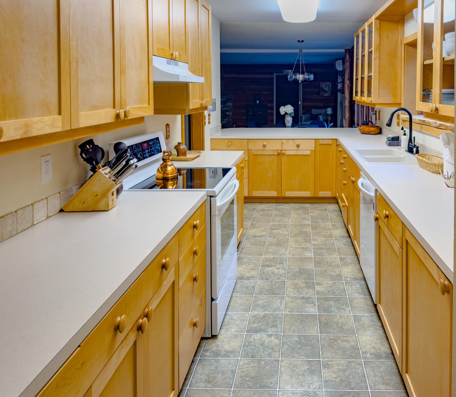 Full kitchen — large group ready